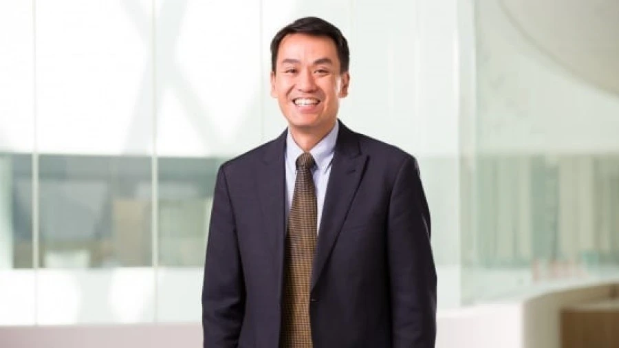 Professor Brian Le