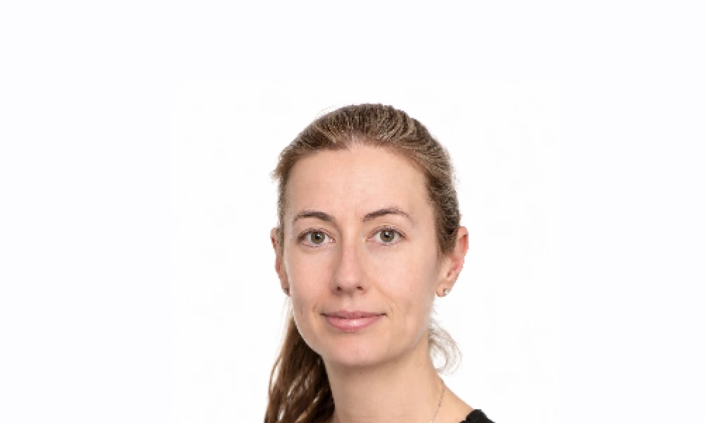 Elyssia_Bourke_Headshot.png