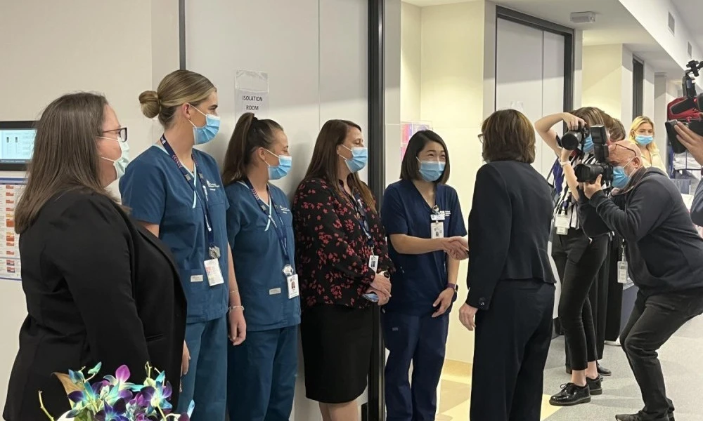 Health minister Mary-Anne Thomas greets international recruits