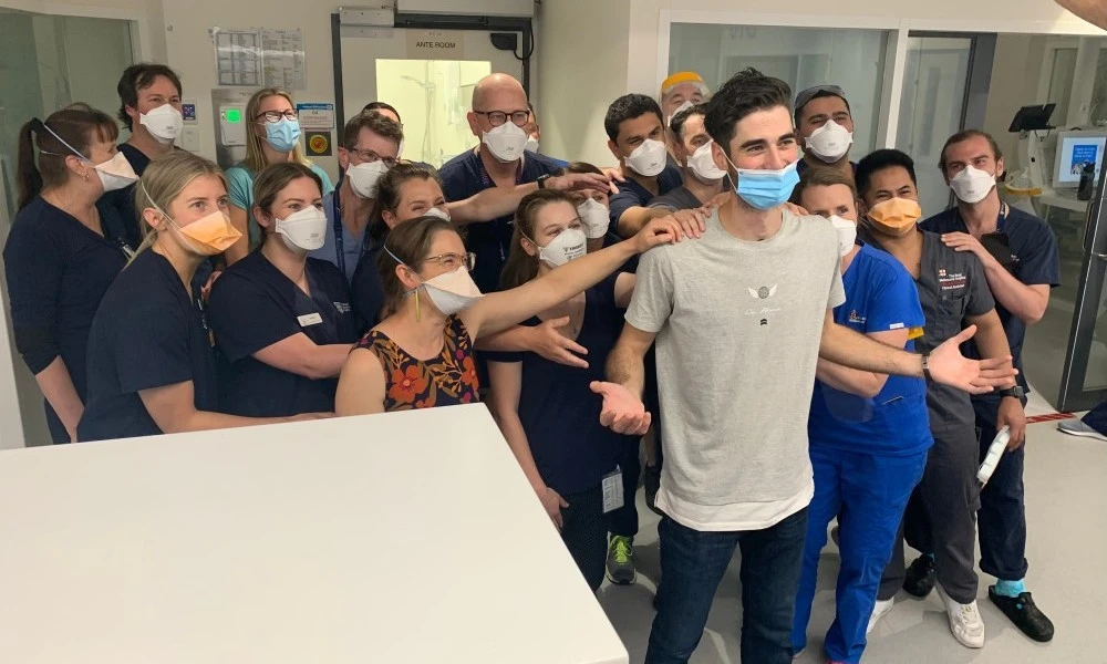 Kingsley O'Connor returns to visit the ICU December 2021