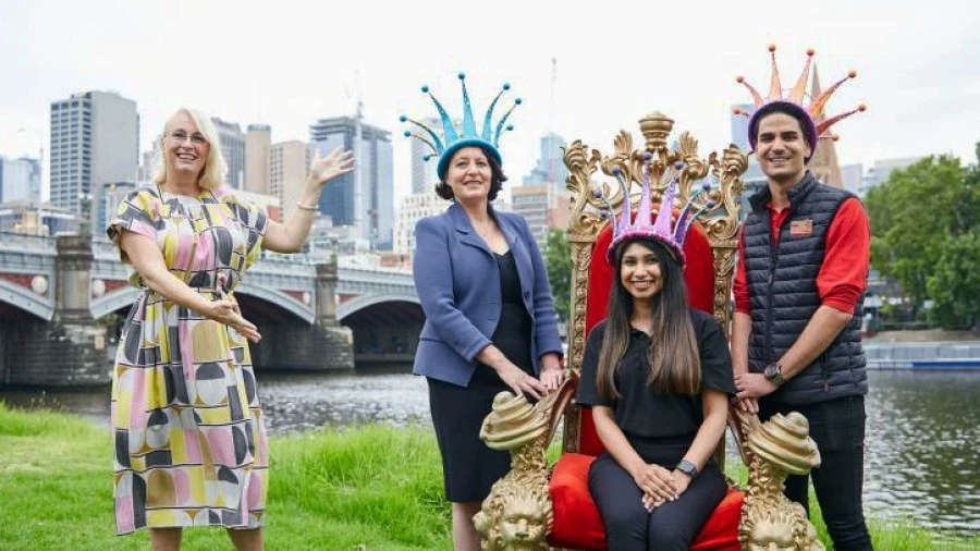 Lord Mayor Sally Capp presents the Moomba monarchs