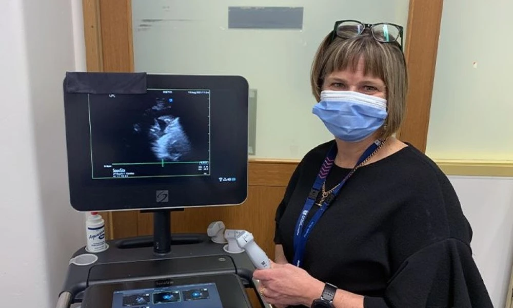 Cardiac Research Nurse Coordinator Lynda Tivendale with mobile ultrasound device