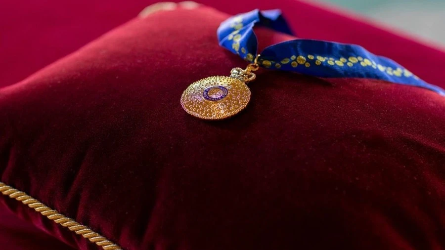 Medal.jpg