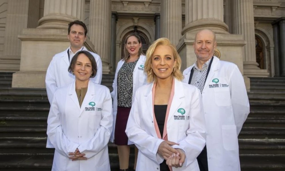 Carrie Bickmore OAM, Professor Doug Hilton AO and representatives of the Brain Cancer Centre