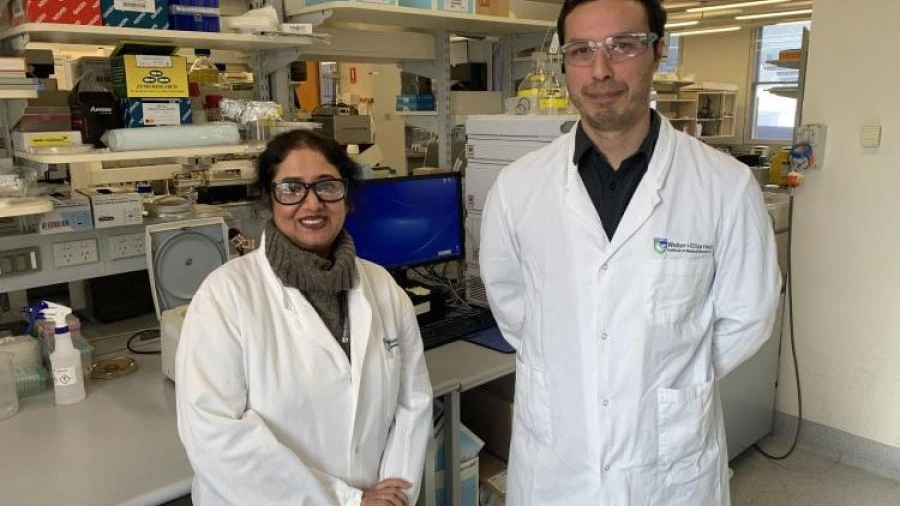 Senior Research Officer Dr Jeff Smith and Research Assistant Kruti Patel