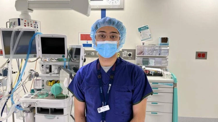 Dr Roshan Karri
